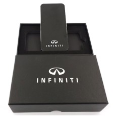 iPhone 5款触控屏 USB流动充电器套装连电筒  移动电源 4000 mAh -Infiniti